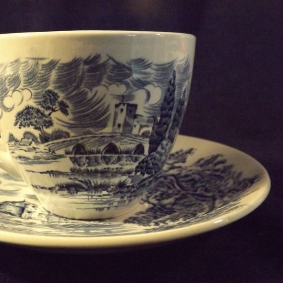 Wedgwood & Co. LTD. England Countryside Tea Cup and Saucer - Picture 5 of 8